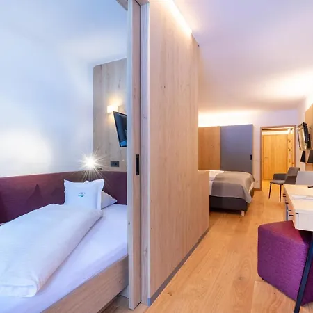 Hotel Familien-sporthotel Brennseehof Feld am See