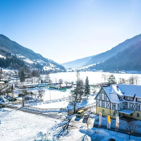 Familien- Sportresort Brennseehof 4* Feld am See