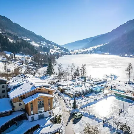Hotel Familien- Sportresort Brennseehof