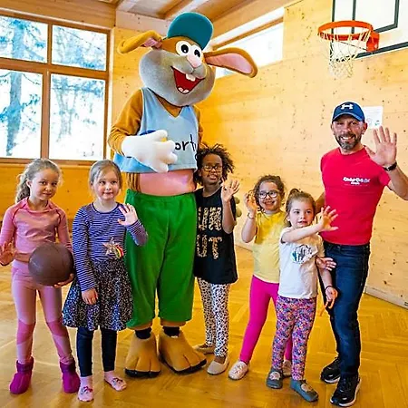Familien- Sportresort Brennseehof ホテル フェルト・アム・ゼー