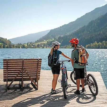 Otel Familien- Sportresort Brennseehof Feld am See