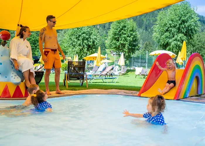 Familien- Sportresort Brennseehof מלון