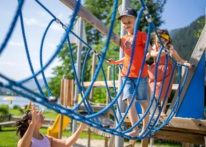 Familien- Sportresort Brennseehof מלון
