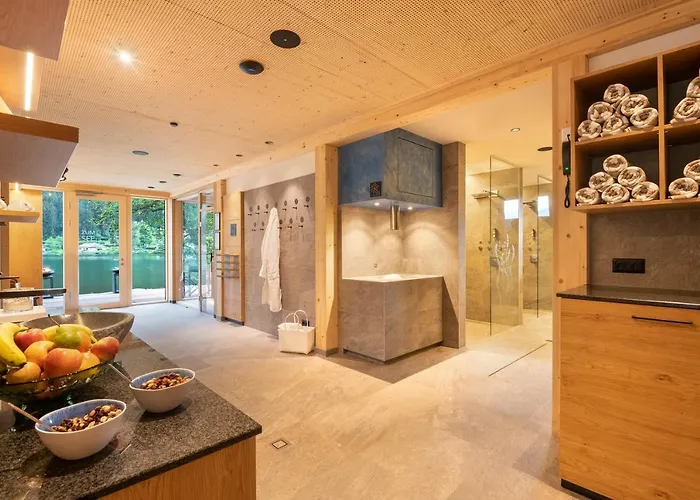 Familien- Sportresort Brennseehof Hotel Feld am See